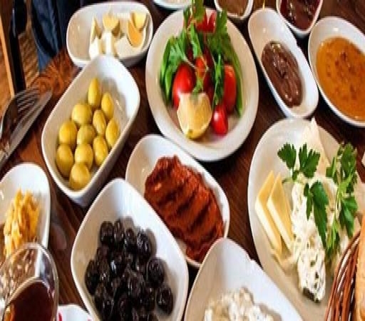 مردم کشورهای جهان صبحانه چه میخورند؟