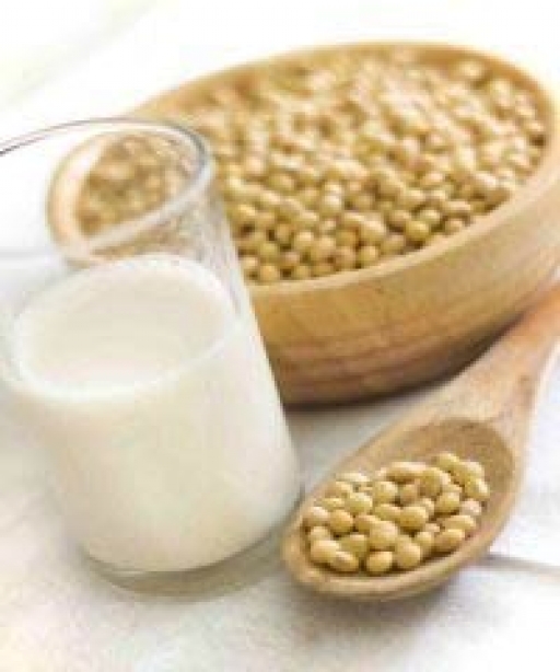 شیر سویا را می توان جایگزین شیر طبیعی کرد؟