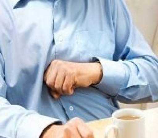 رفلاکس به تارهای صوتی آسیب میرساند
