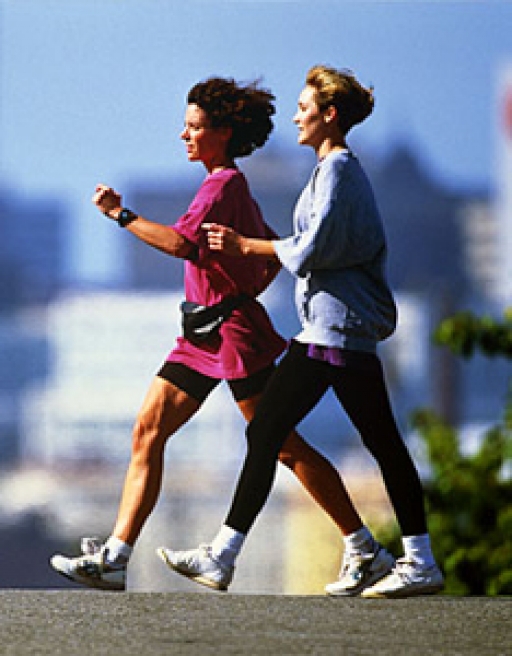 کاهش وزن ، سلامت قلب، کاهش افسردگی تنها با ۳۰ دقیقه پیاده روی